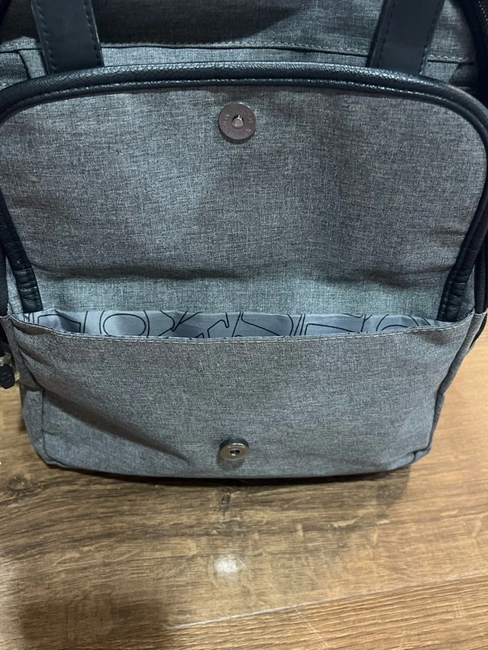 Men’s Gray Everyday Backpack with Front Pockets